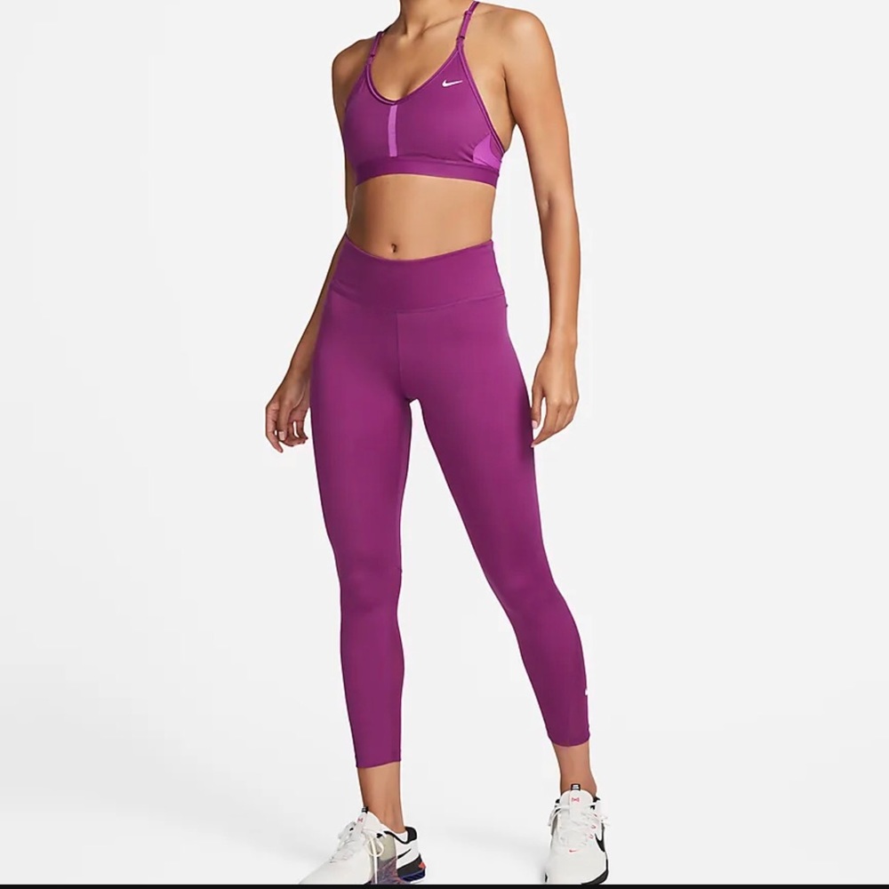 Nike Indy Light-Support Padded V-Neck Sports Bra Light Bordeaux/Sangria/White